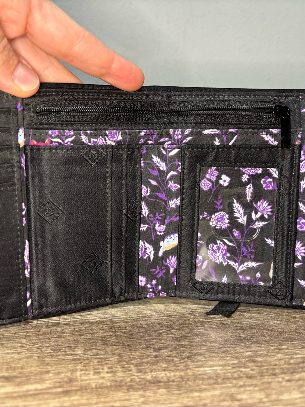 Vera Bradley RFID Riley Compact Wallet - Picture 3 of 8